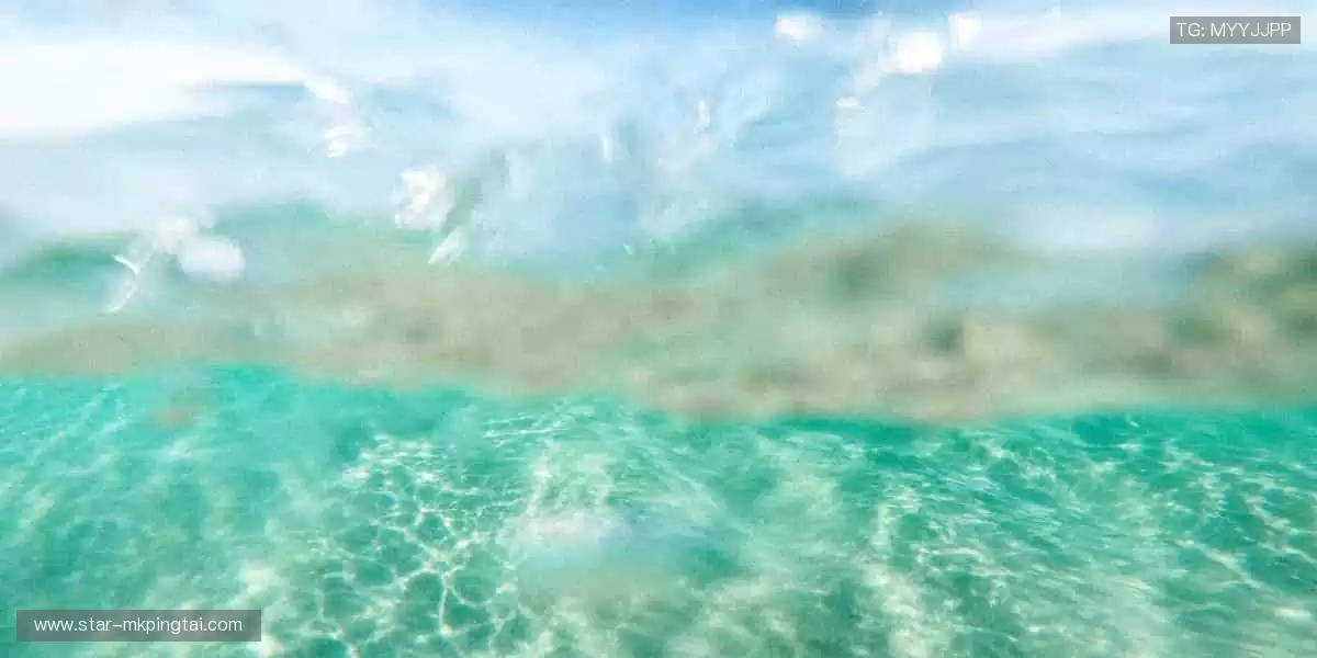 🎧沉浸式体验，声临其境！戴上耳机，仿佛置身比赛现场！